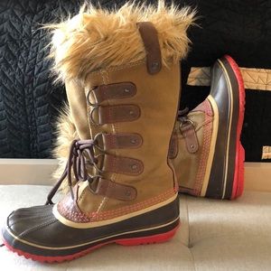 Sorel Joan of Arctic boot size 6